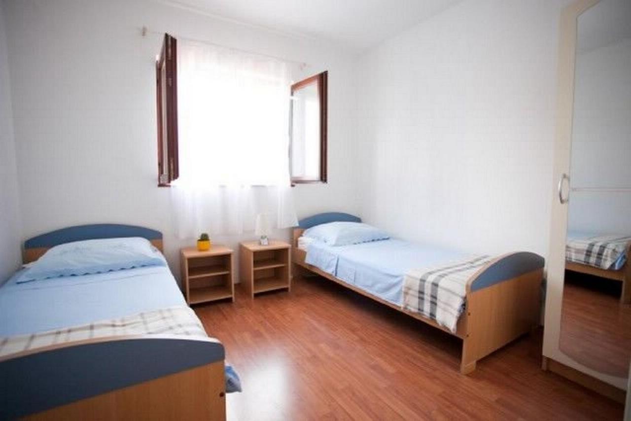 סגט ווראנייצה Apartments Mirko מראה חיצוני תמונה