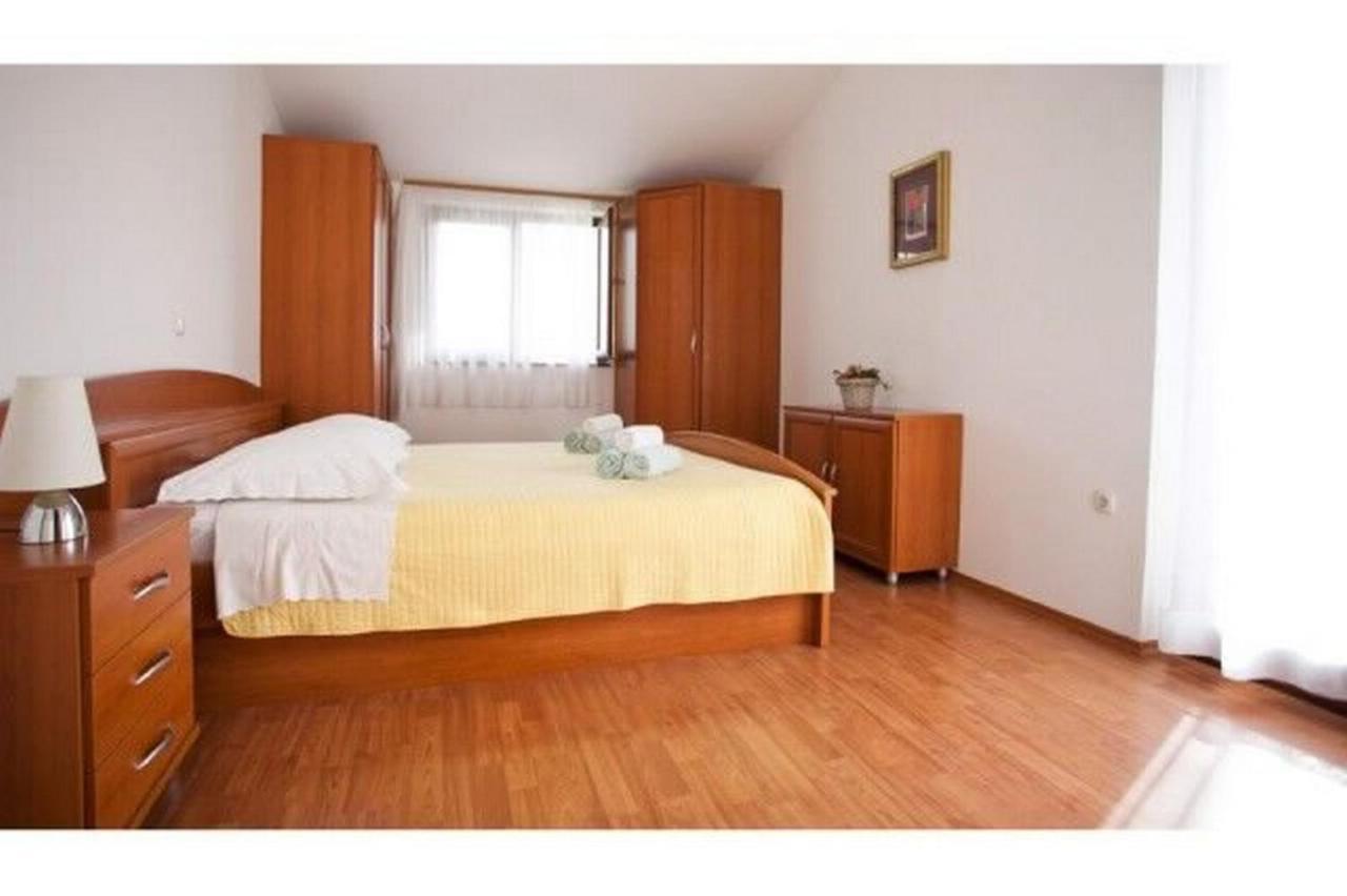 סגט ווראנייצה Apartments Mirko מראה חיצוני תמונה