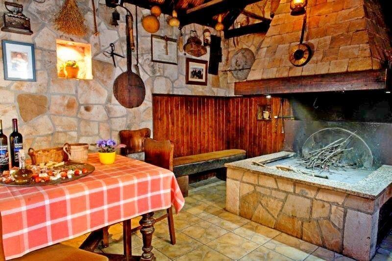 סגט ווראנייצה Apartments Mirko מראה חיצוני תמונה